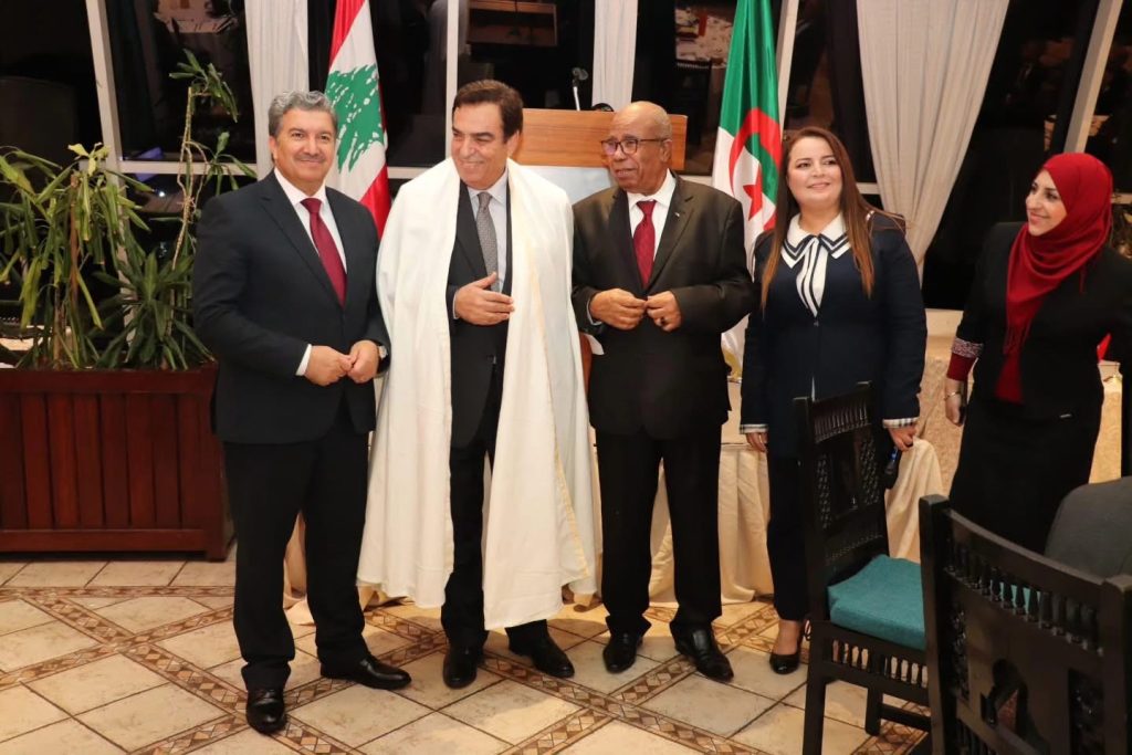 جورج قرداحي: التاريخ ينحني أمام عظمة الشعب الجزائري
