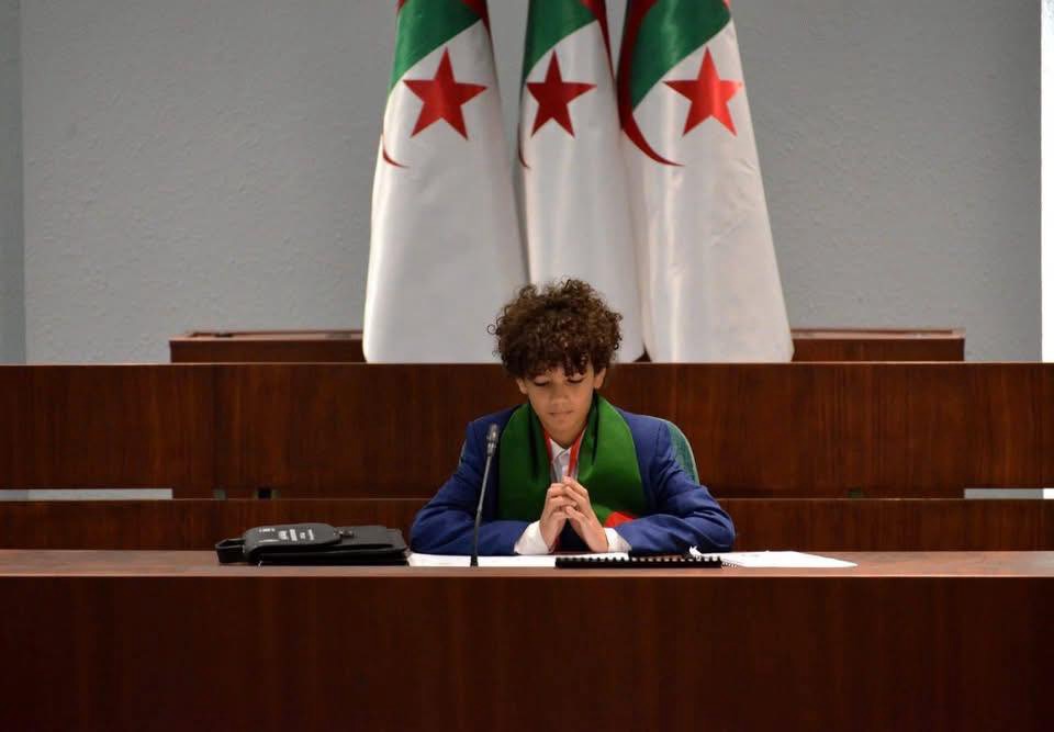 تنصيب أول برلمان للطفل الجزائري