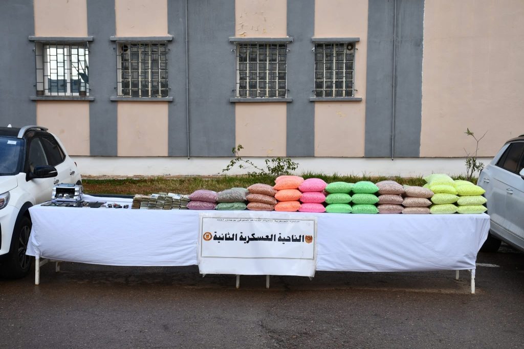 الجيش الجزائري يوجه ضربة موجعة لمروجي السموم ويحجز نصف مليون قرص إكستازي