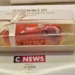 حملة سخرية في الجزائر من “CNEWS” .. ما قصة “la bûche” ؟
