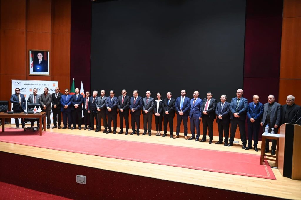 الأمن المائي.. الجزائر تطلق مشاريع إنجاز 3 محطات جديدة لتحلية مياه البحر