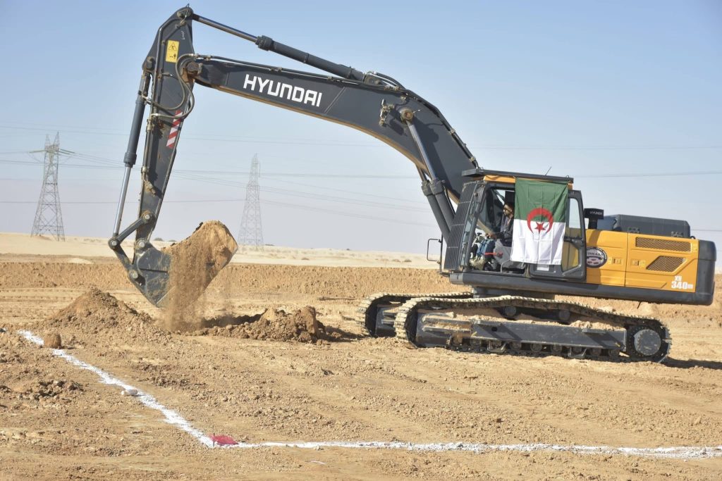 انطلاق إنجاز ثالث مصنع للعجلات المطاطية بالجزائر
