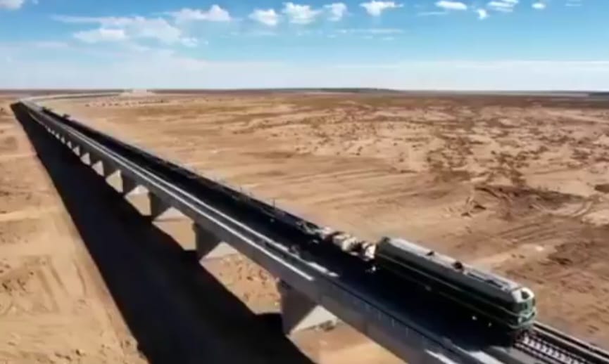 الجزائر تُطلق عملية تشجير كبرى على طول خط “غار جبيلات – بشار”
