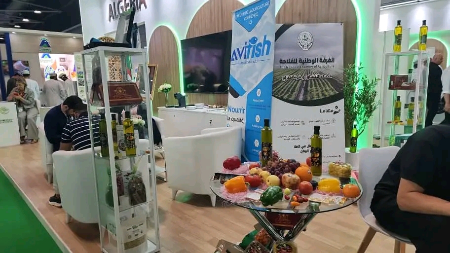 بمشاركة 18 مؤسسة…المنتجات الجزائرية تصنع الحدث بمعرض عُمان أغروفود الدولي
