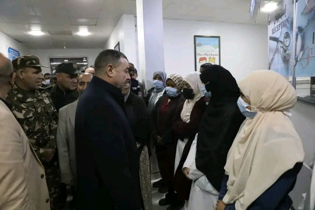 وزير الداخلية الجزائري يأمر بفتح تحقيق معمق حول حادث بني عباس المأساوي