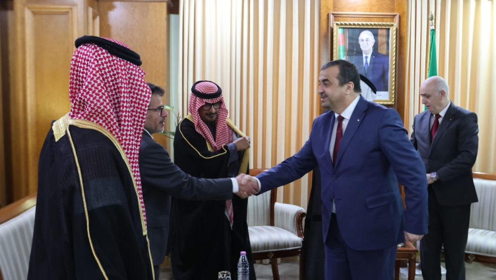 مجموعة أبونيان السعودية مهتمة بتعزيز حضورها الصناعي في الجزائر