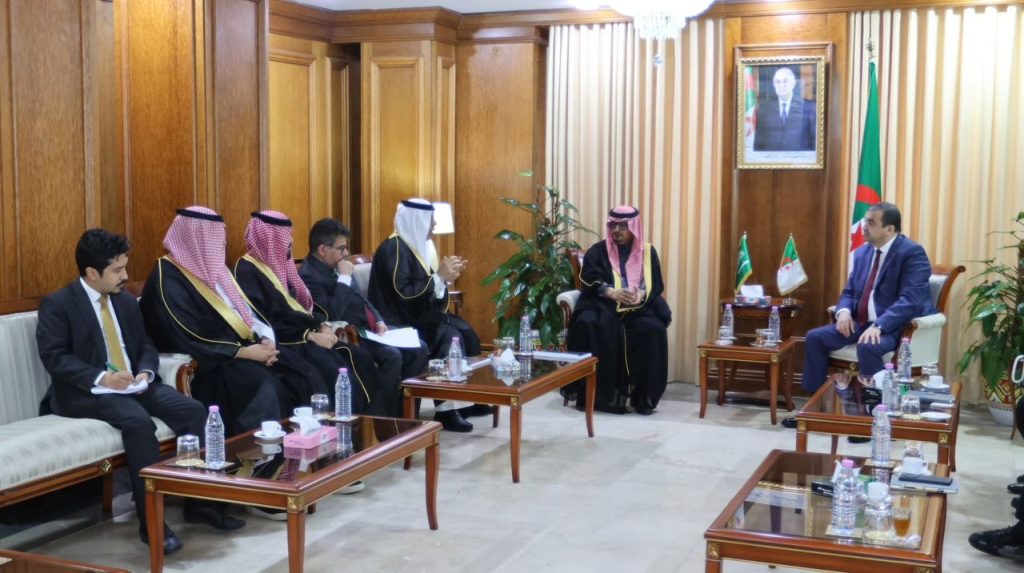 مجموعة أبونيان السعودية مهتمة بتعزيز حضورها الصناعي في الجزائر