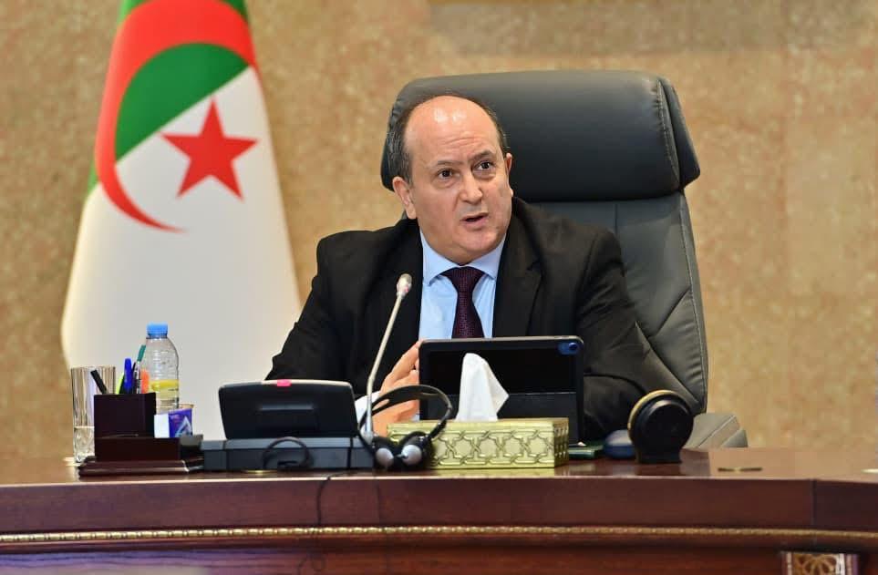 الوزير الأول الجزائري يُنصِّب المجلس الوطني للمكننة الفلاحية