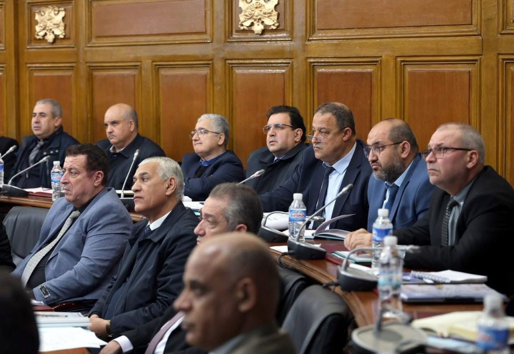 مشاريع استراتيجية لفك الاختناق المروري بالعاصمة الجزائرية