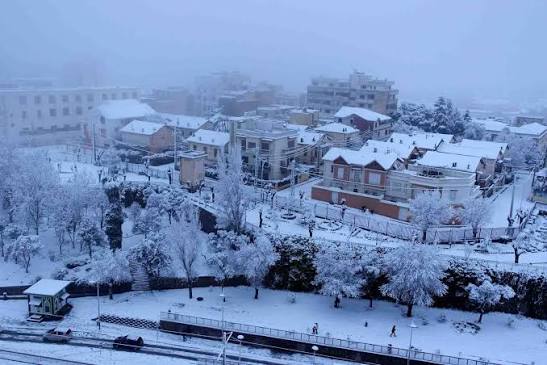 ثلوج مرتقبة على 6 ولايات جزائرية