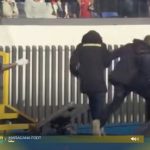 مهزلة سرقة المنشفة تتكرر في ملاعب المغرب ! .. ما القصة؟