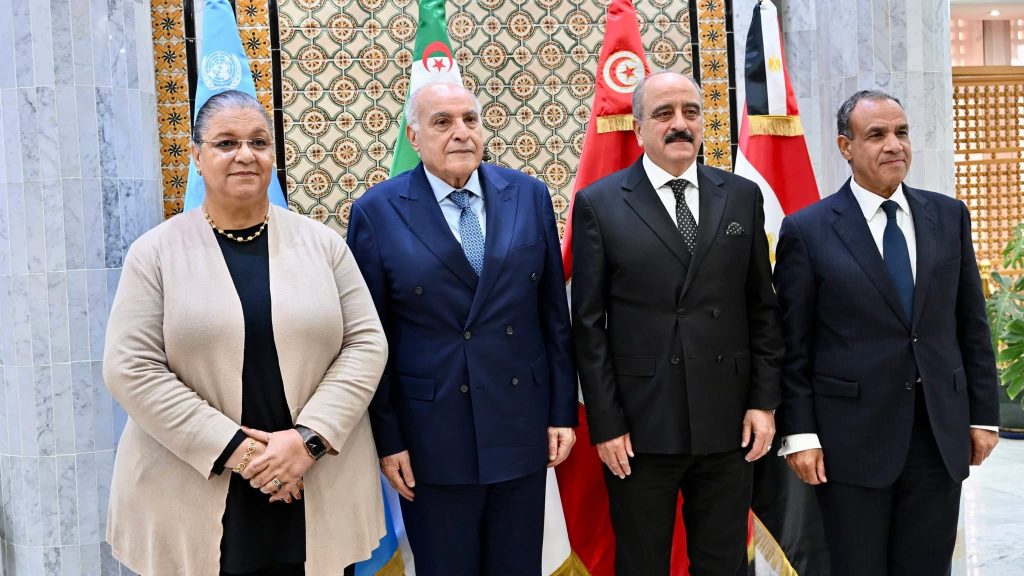 عطاف: “دول الجوار الثلاث هي الأكثر والأصدق حرصا على إنهاء الأزمة الليبية”
