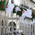 حزب سياسي يدعم النزعة النيو-كولونيالية يتغنى بالوطنية المتجذرة