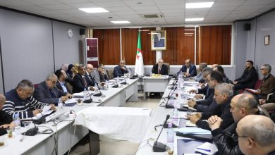 مشروع قانون المرور وتسعيرة النقل.. محور نقاش وزارة الداخلية مع ممثلي نقابات النقل