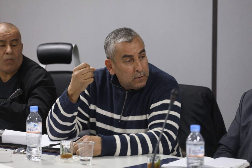 مشروع قانون المرور وتسعيرة النقل.. محور نقاش وزارة الداخلية مع ممثلي نقابات النقل