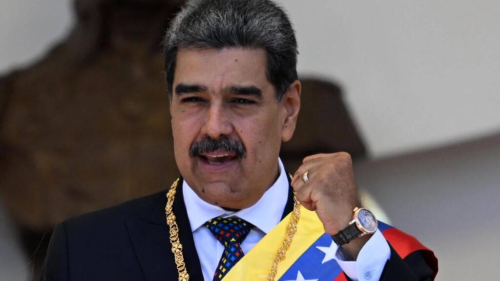 ماذا نعرف عن الرئيس الفنزويلي نيكولاس مادورو الذي أعلنت واشنطن القبض عليه؟