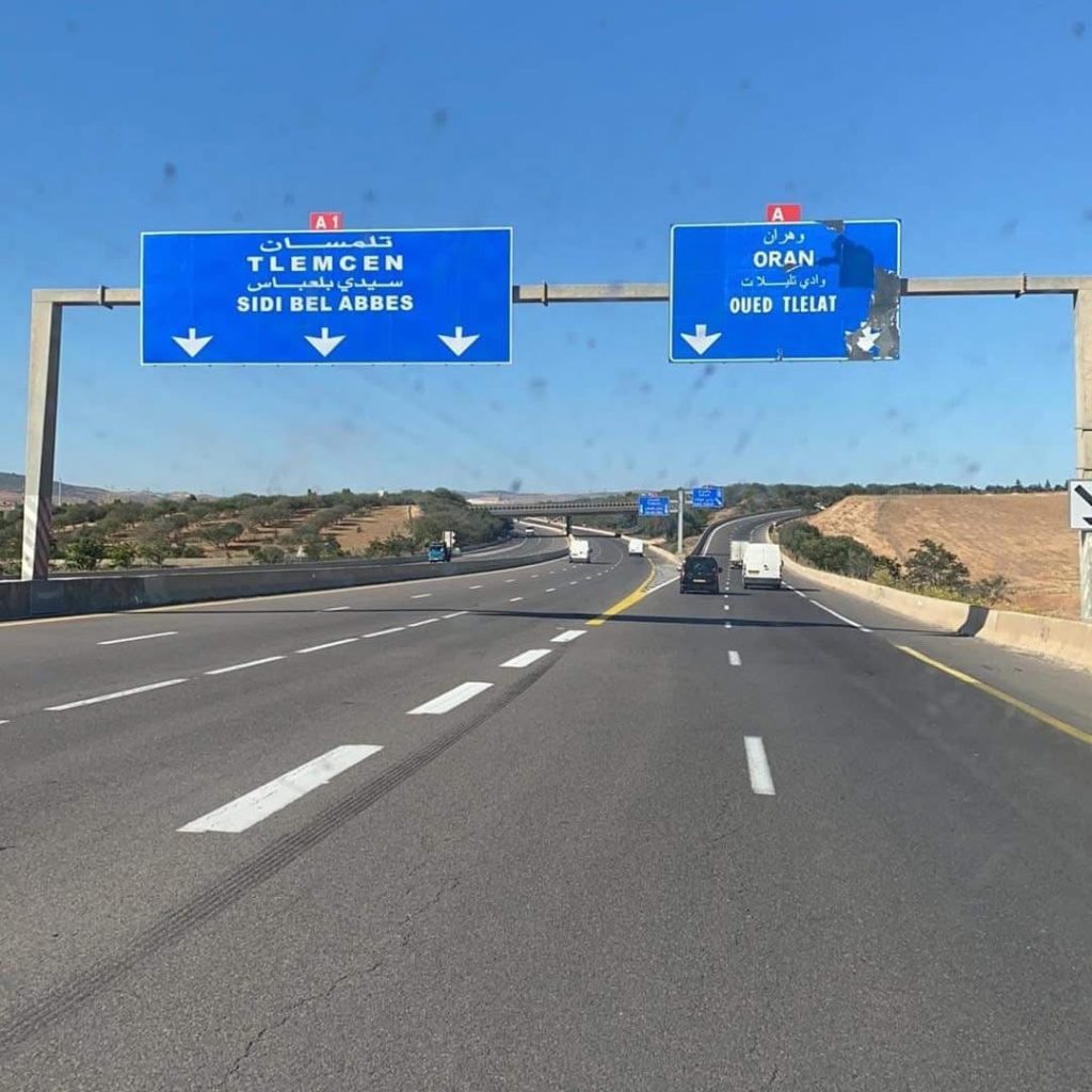 إطلاق عملية صيانة كبرى لشبكة الطرق السيارة في الجزائر