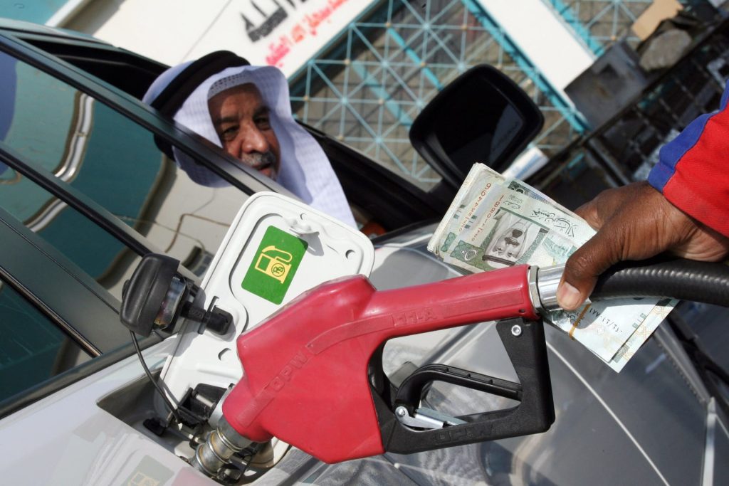 أسعار الوقود في الجزائر الأرخص عالميا