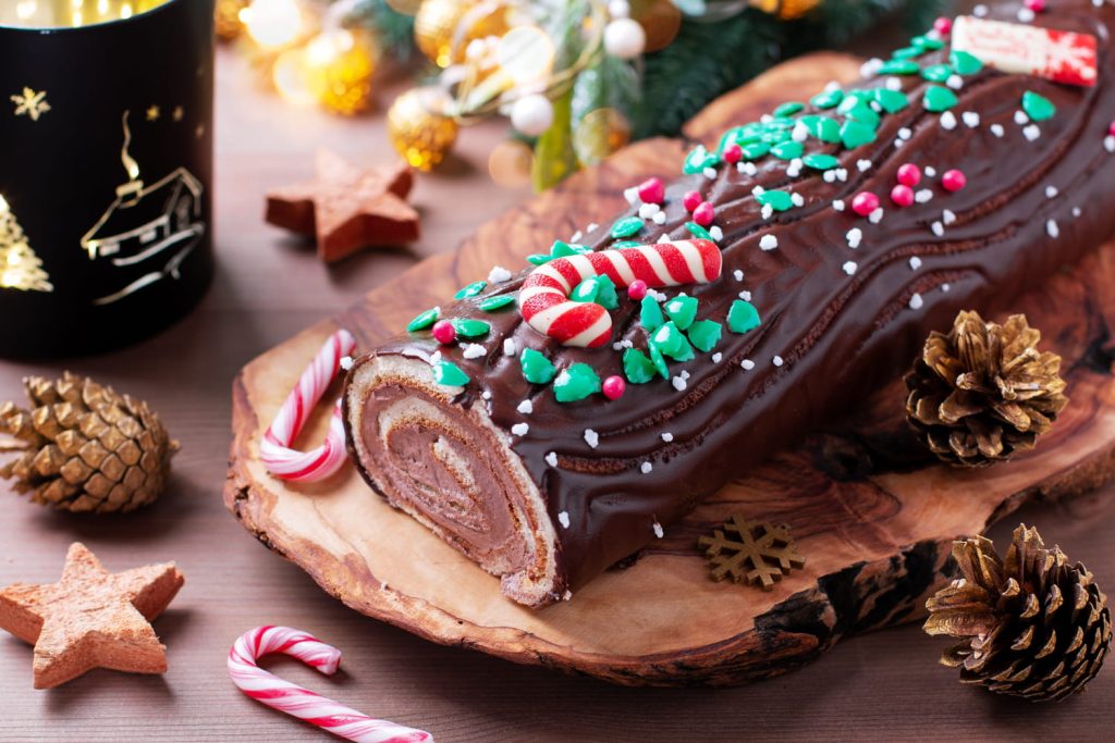 “la bûche” تجر رئيس بلدية في الجزائر إلى السجن.. ما القصة؟