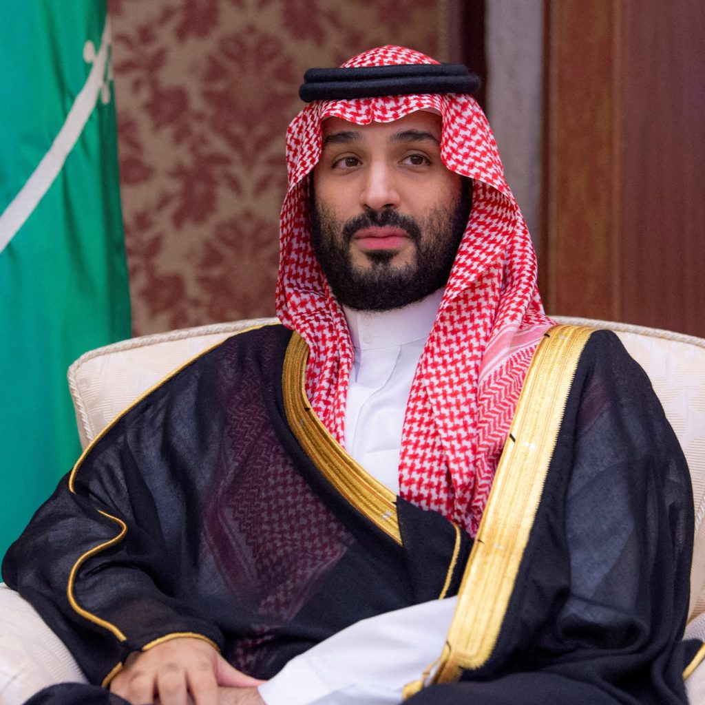 مجلة أمريكية: مؤامرات الإمارات تهدد بتقسيم خمس دول عربية!