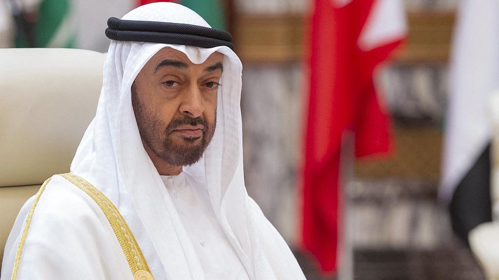 الإعلامي السعودي ممدوح الرفيد: “القضاء على المؤامرات يستدعي قطع يد الإمارات”