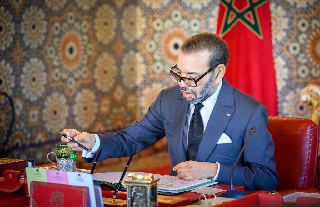 محمد السادس يعرض قصور والدته الفاخرة في باريس للبيع لمن يهمه الأمر !
