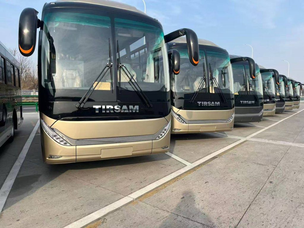 ألف حافلة جديدة في طريقها إلى الجزائر