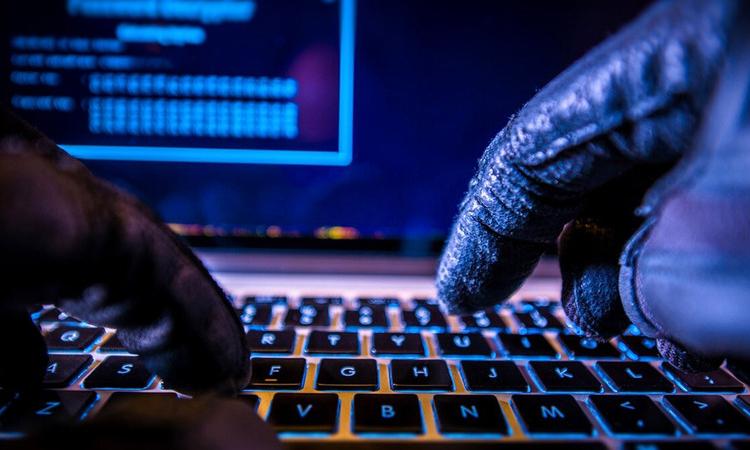 الأمن الجزائري يوجه نداءا بشأن شبكة تنصب على المواطنين عبر وكالة سفر وهمية
