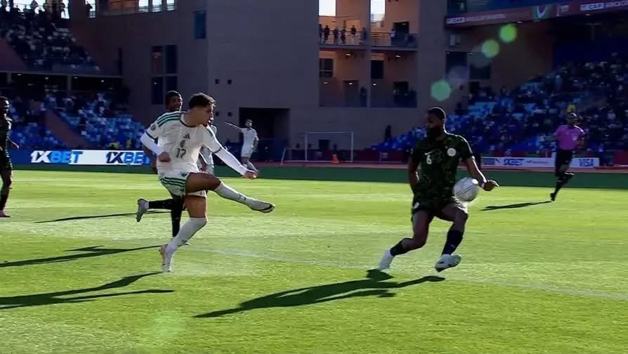 حكم جزائري سابق: “ما حدث في كان 2025 تواطؤ وتآمر مفضوح لمنح الكأس للمغرب”