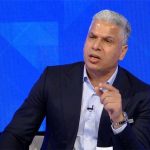 وائل جمعة يفتح النار على الجمهور المغربي !