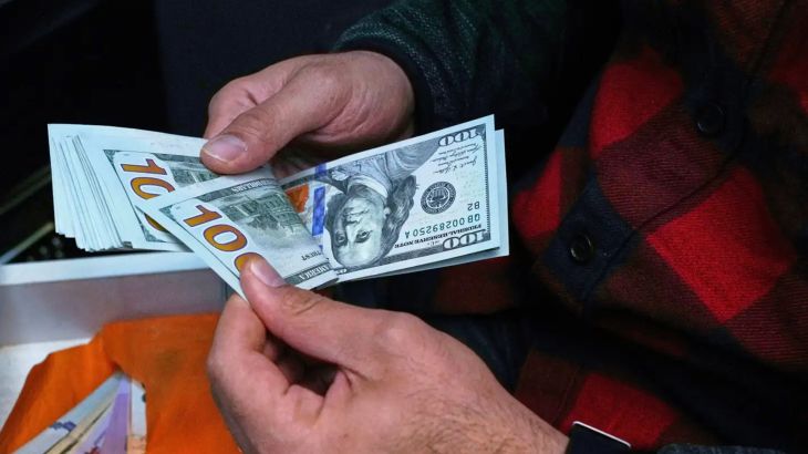 تغيرات مهمة في أسعار اليورو والدولار مقابل الدينار الجزائري