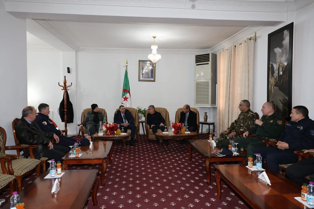 وزير الداخلية الجزائري يحل بغليزان للوقوف على آثار التقلبات الجوية