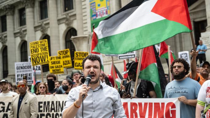ترحيل محتمل للناشط الفلسطيني محمود خليل إلى الجزائر.. من يكون؟