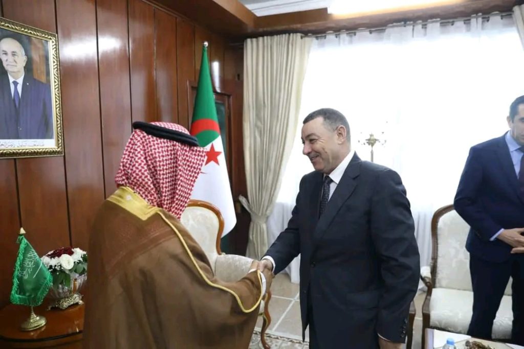 مباحثات ثنائية لتعزيز التعاون على محور الجزائر والسعودية