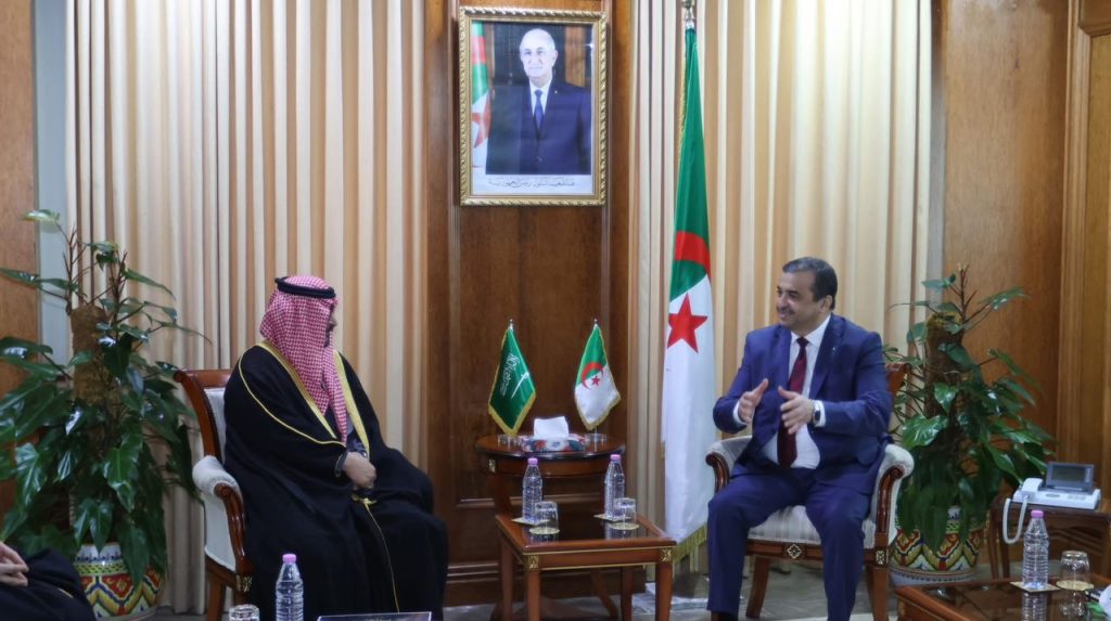 مجموعة أبونيان السعودية مهتمة بتعزيز حضورها الصناعي في الجزائر