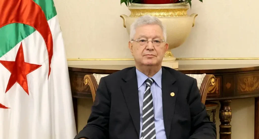 رئيس مجلس الأمة الجزائري يستقبل ممثلي نقابات النقل