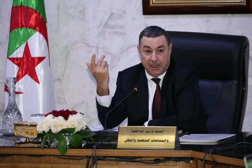 وزير الداخلية الجزائري يرسم خارطة طريق 2026 : تعليمات صارمة للولاة