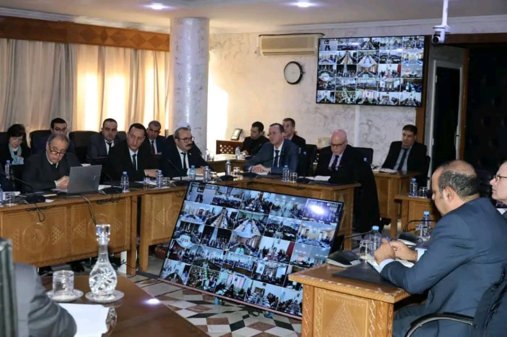 وزير الداخلية الجزائري يرسم خارطة طريق 2026 : تعليمات صارمة للولاة