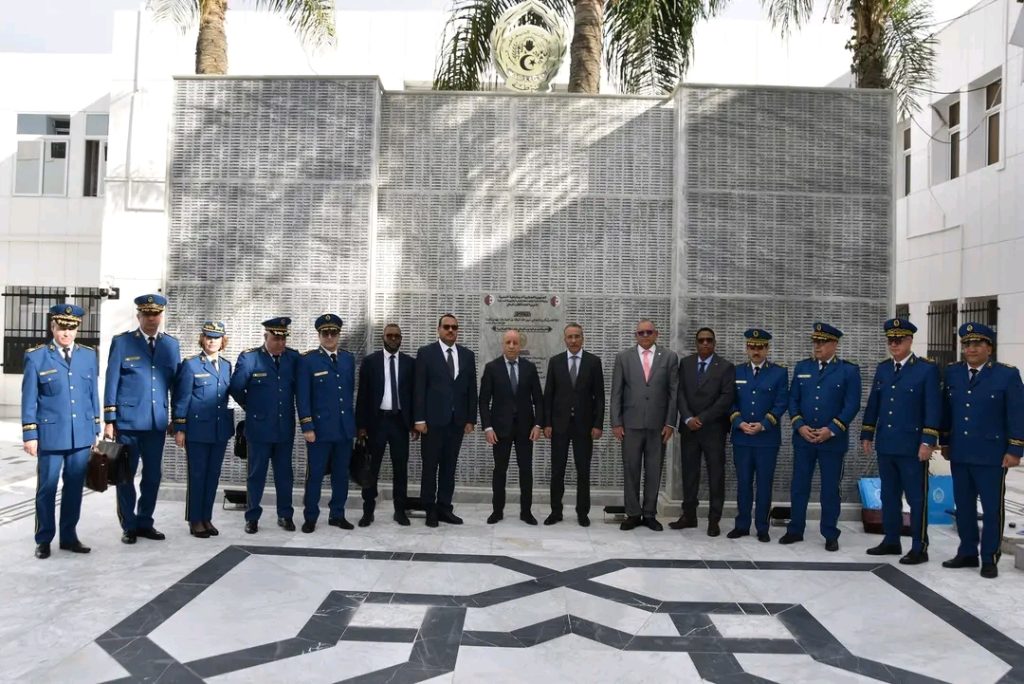 وفد شرطي موريتاني رفيع المستوى يحل بالجزائر