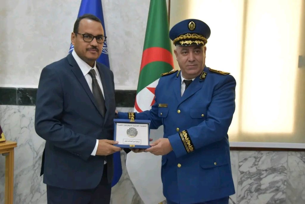 وفد شرطي موريتاني رفيع المستوى يحل بالجزائر