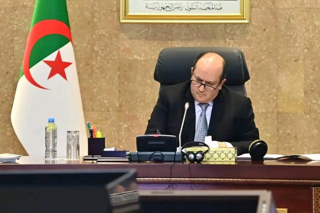 ملفات هامة على طاولة الحكومة الجزائرية