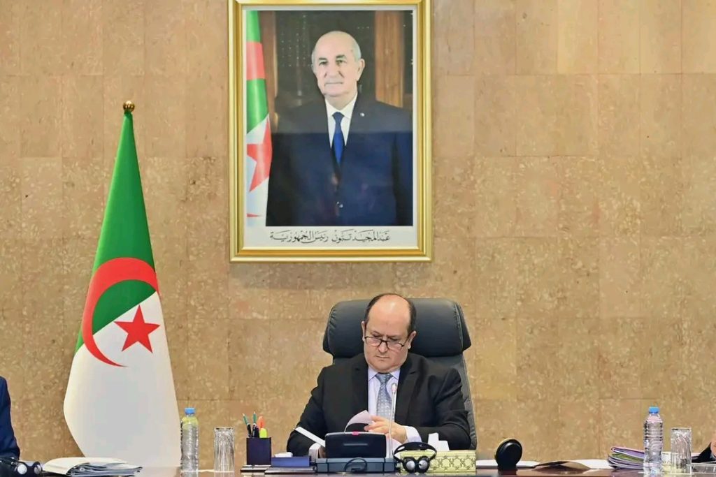 ملفات هامة على طاولة الحكومة الجزائرية
