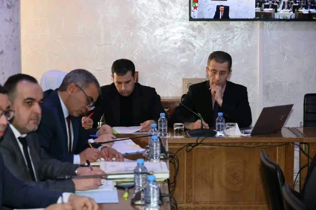 وزير الداخلية الجزائري يرسم خارطة طريق 2026 : تعليمات صارمة للولاة