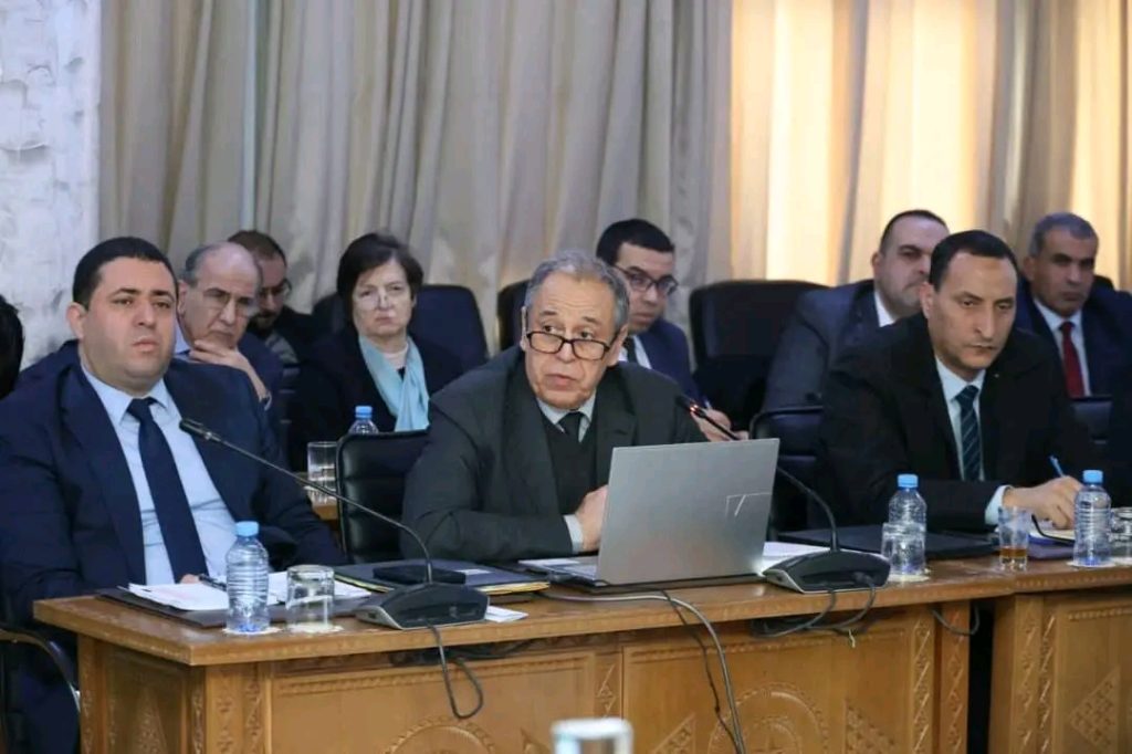 وزير الداخلية الجزائري يرسم خارطة طريق 2026 : تعليمات صارمة للولاة