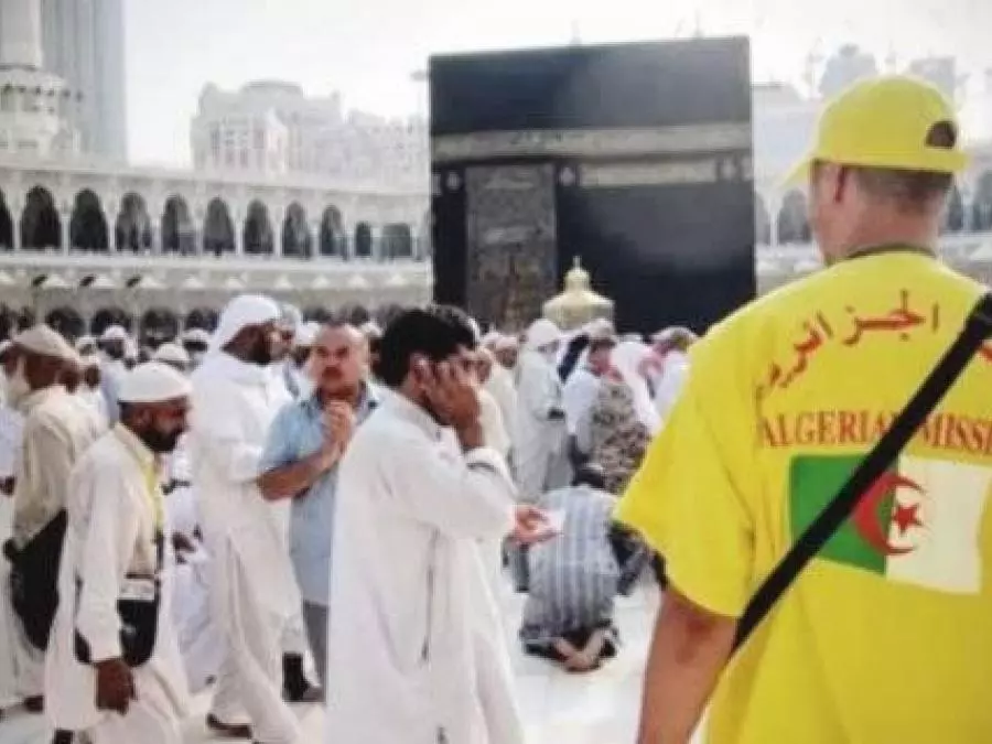ديوان الحج والعمرة يُحذِّر الجزائريين
