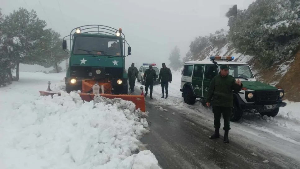 التقلبات الجوية في الجزائر.. هذه الطرق مغلقة