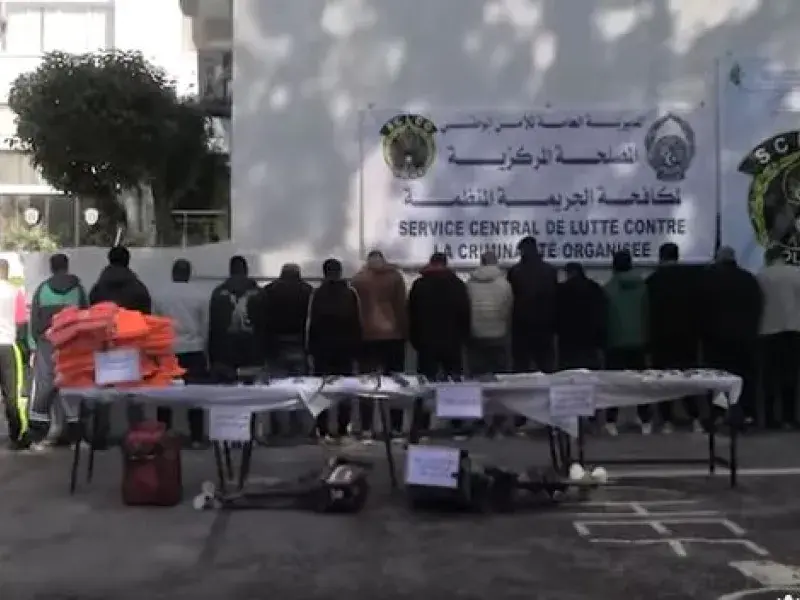 الأمن الجزائري يُفكك شبكة دولية لتهريب المهاجرين عبر البحر