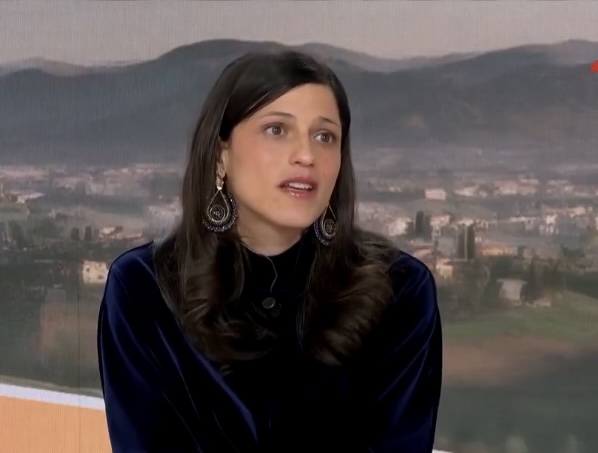 وزيرة فرنسية : كل ما من شأنه إعادة الحوار مع الجزائر “أمر إيجابي”