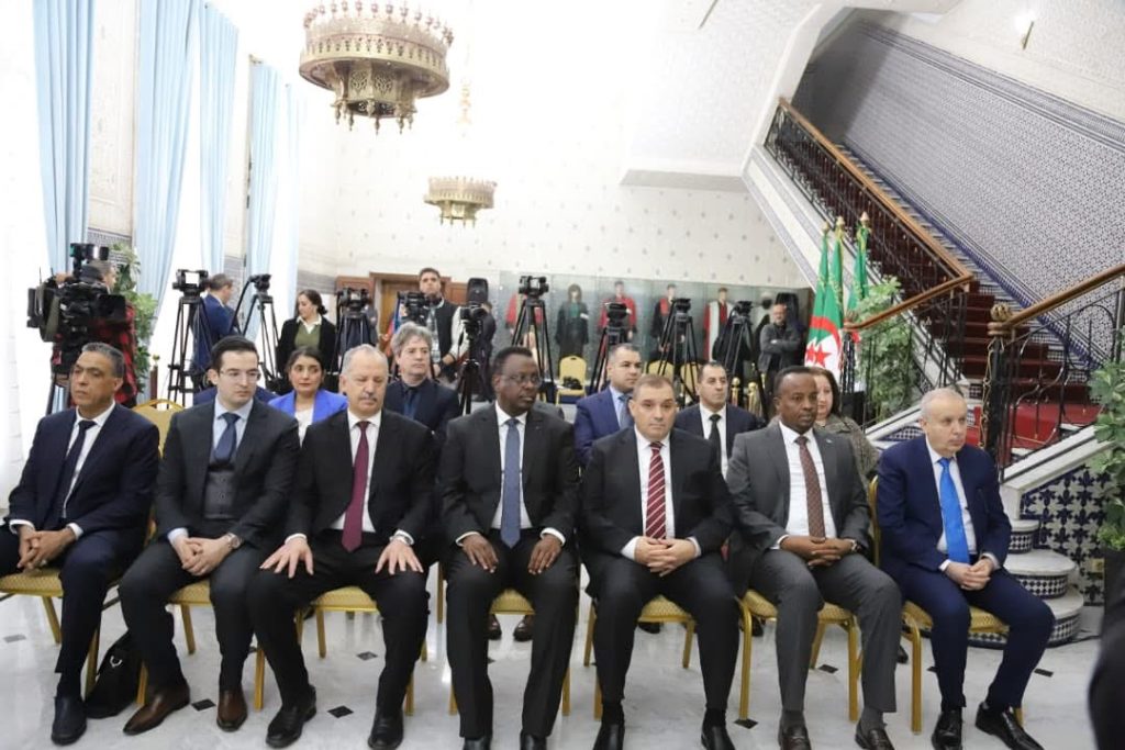 الجزائر والصومال تُوقعان مذكرة تفاهم في المجال القضائي