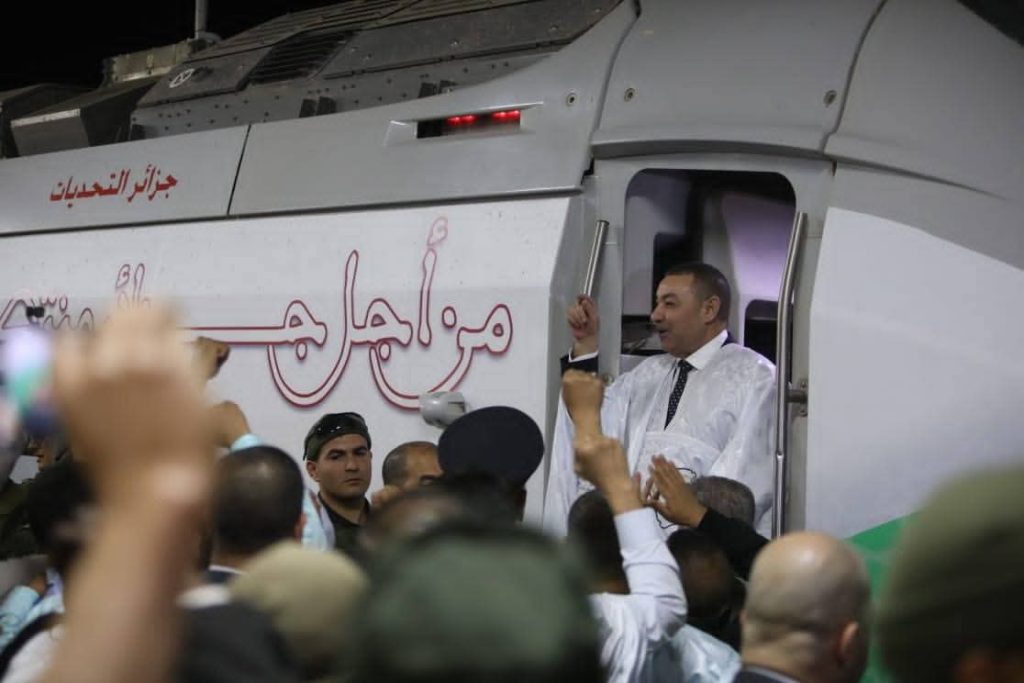 وزير الداخلية الجزائري: “مشروع الخط المنجمي الغربي أنجز بإمكانيات مادية جزائرية 100‎%‎”